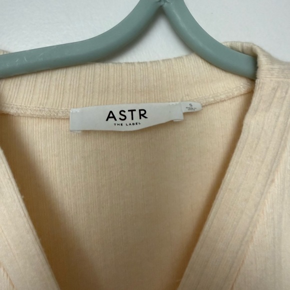 ASTR Soft Cream Ribbed V-Neck Button Cardigan - Picture 2 of 3